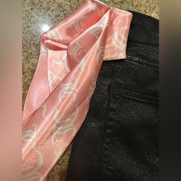 JUICY COUTURE HIGH RISE SKINNY
COATED FAUX SNAKESKIN Size 26 NWT - Picture 6 of 11